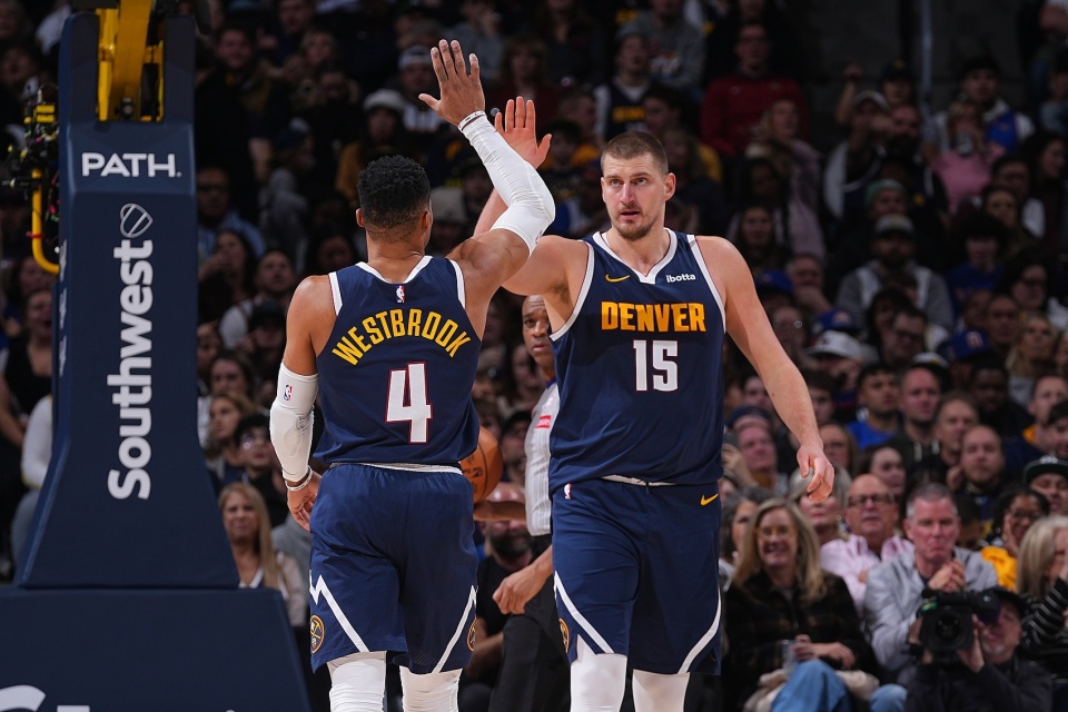 反转？重回女排执教？郎平发声，官宣决定，赖亚文等到，赵勇看懂（反转在即？郎平回应是否回归女排执教：最新决定官宣，赖亚文等来结果，赵勇看明白了）