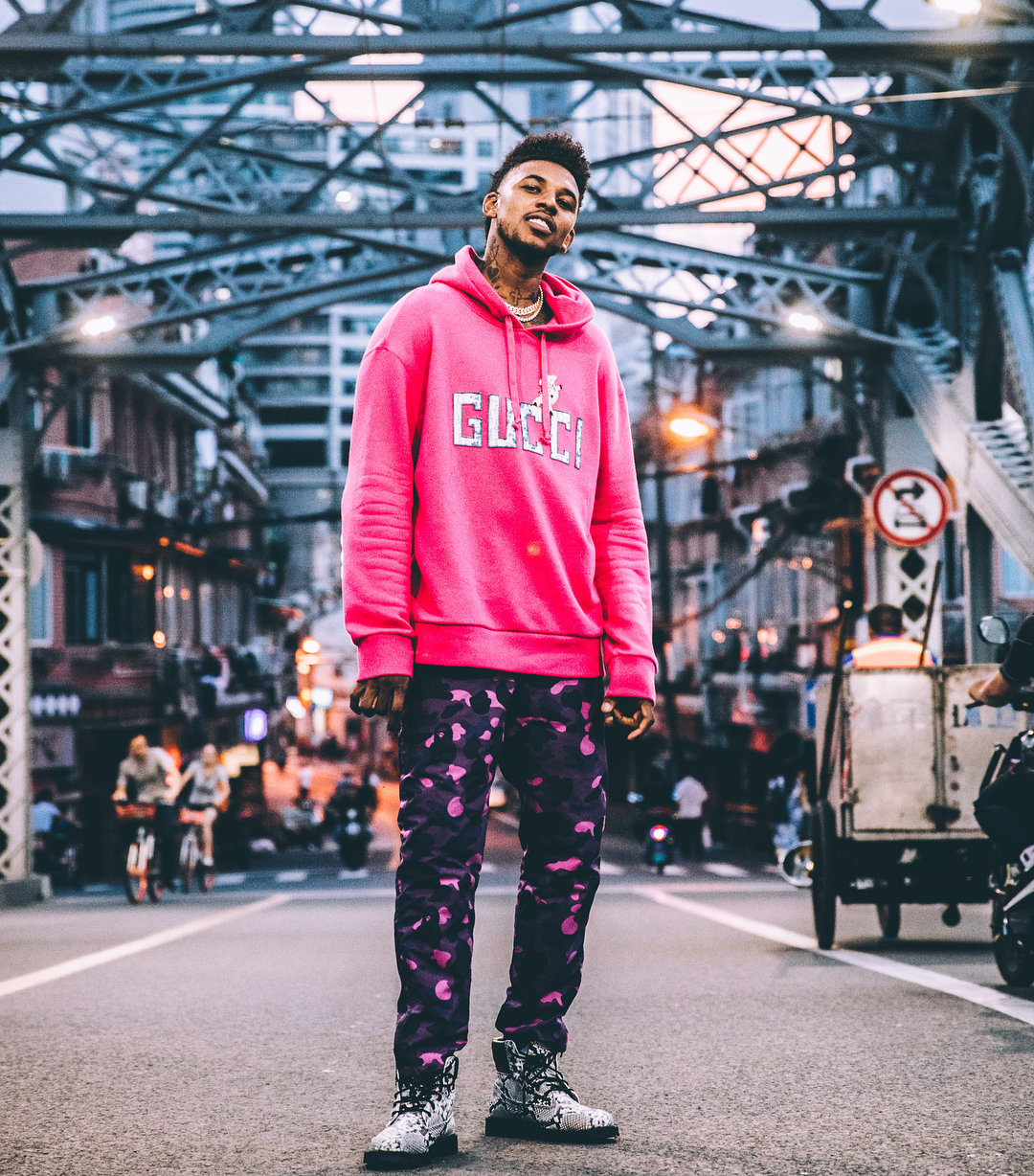 詹杜库领衔年终大战，联盟新老门面交手创纪录，一代新人换旧人！（詹库杜压阵年终巅峰夜，新老巨星对撼破纪录，时代更迭加速）