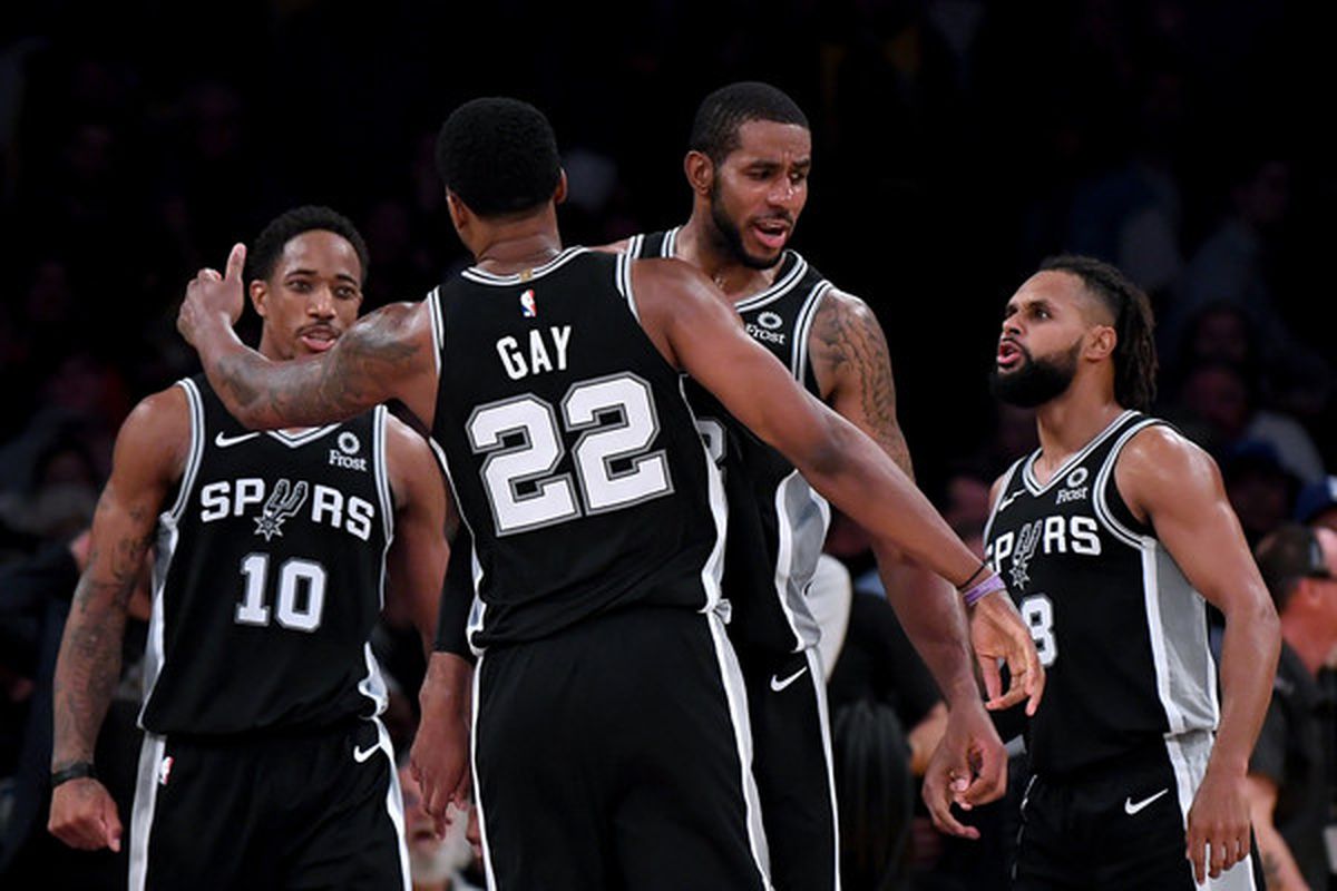 霍姆格伦单场20+命中率联盟第三，雷霆轻取太阳晋级杯赛四强（雷霆轻松击败太阳挺进杯赛四强，霍姆格伦砍20+命中率高居联盟第三）