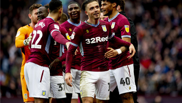 中超历年亚军：申花第五次屈居亚军，超越国安、泰山排名第一（中超历届亚军榜：申花第5次无缘冠军，力压国安与泰山居首）