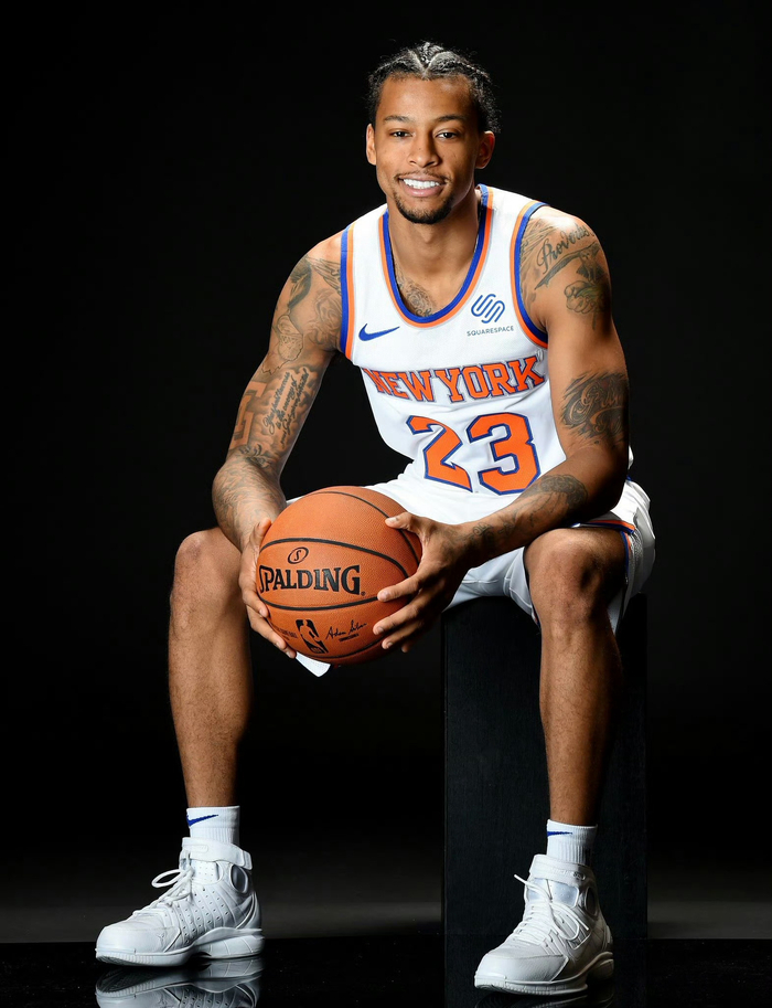 我们的米兰德比进球TOP25（米兰德比25粒经典进球回顾）