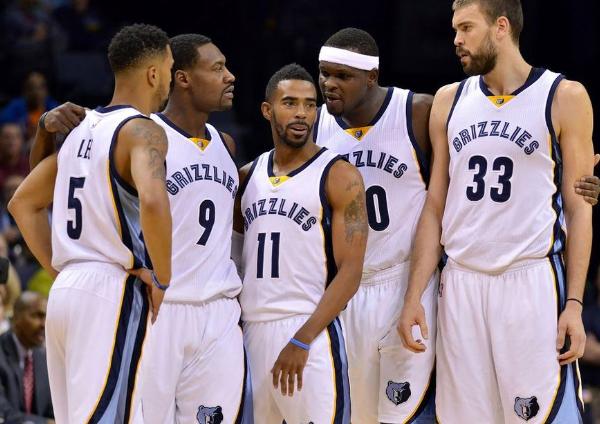 乔丹流感之战关键时刻信任队友，科尔完成绝杀（乔丹在流感之战关键回合选择传球，科尔一击定胜负）