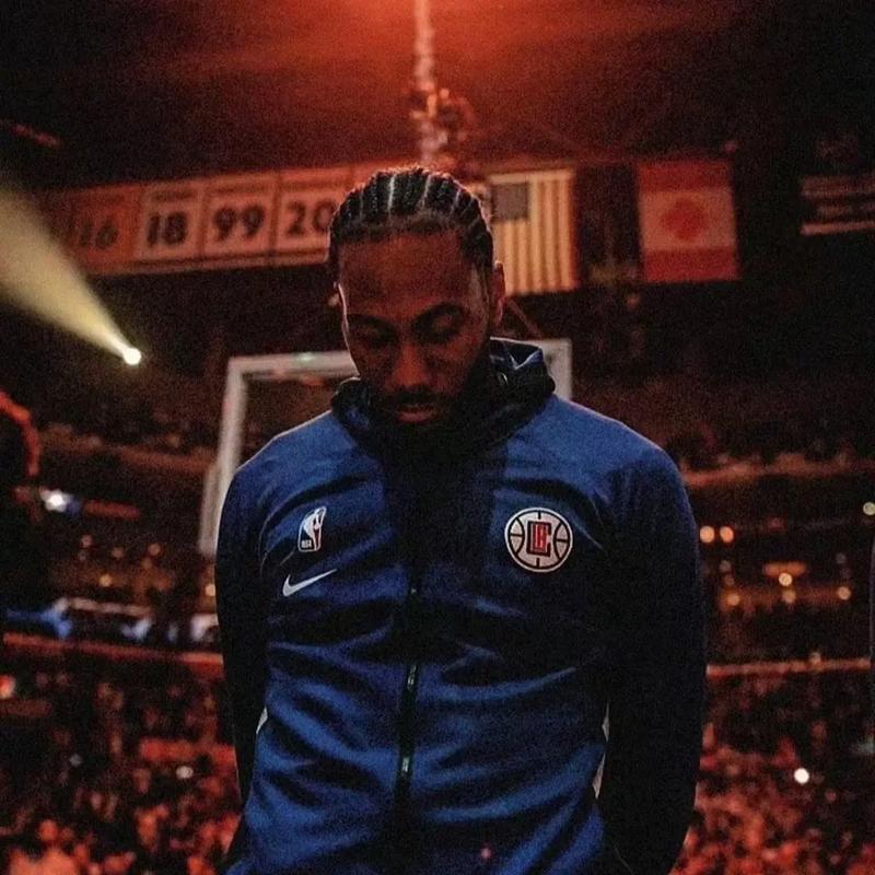 女排世联赛最佳阵容：7人名单揭晓！意大利包揽四席、自由人拿MVP（女排世联赛最佳阵容出炉：七人名单公布，意大利揽四席，自由人当选MVP）