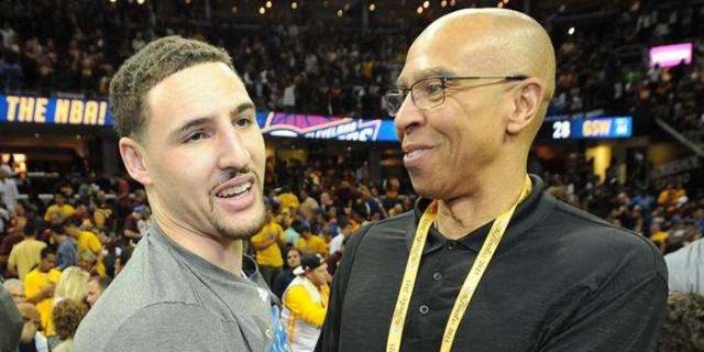 迪洛伦佐：球队目前状态不错，对阵米兰防守表现至关重要（迪洛伦佐：球队状态良好，迎战米兰关键在防守）